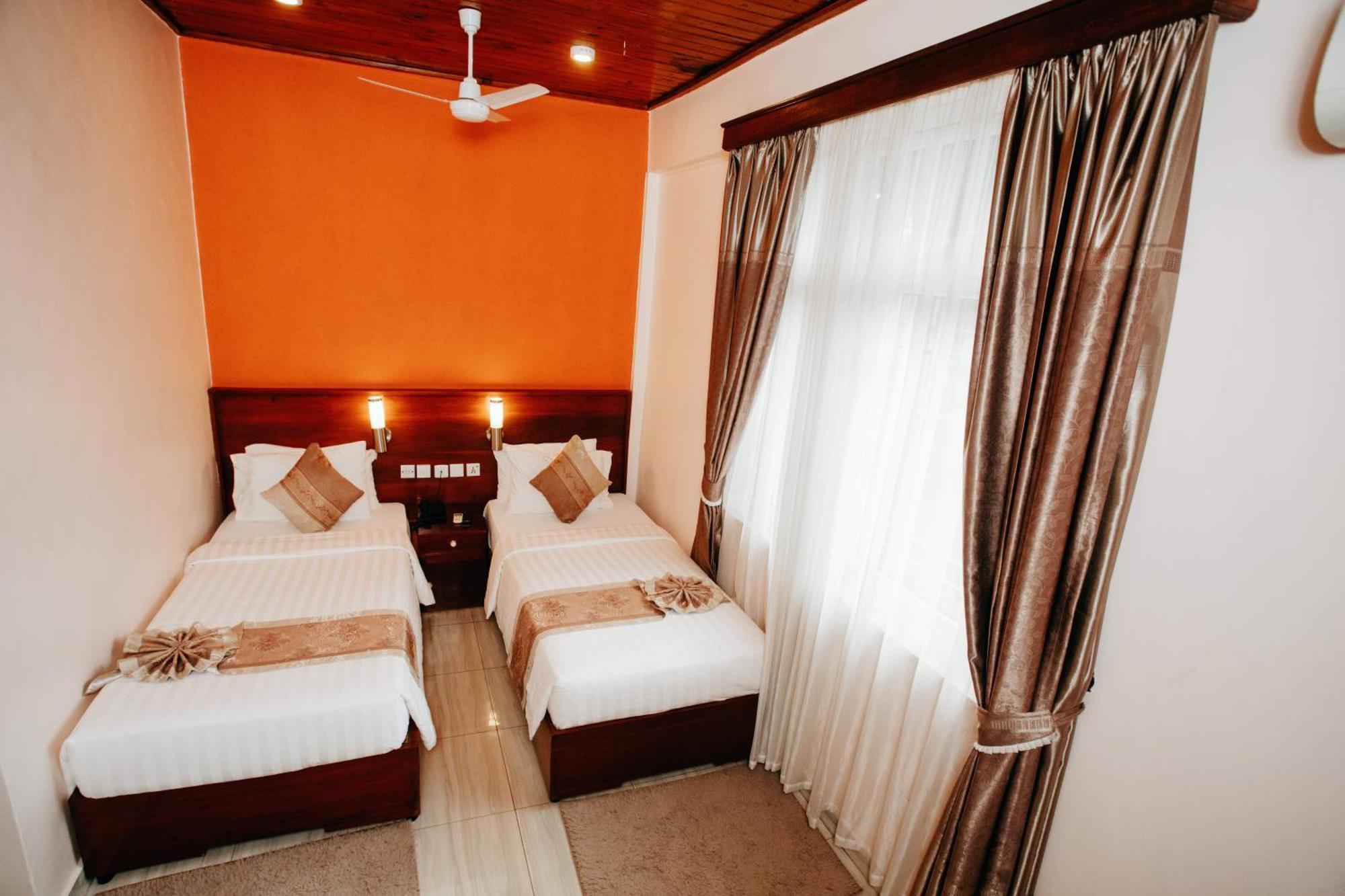 Keys Hotel Μόσι Εξωτερικό φωτογραφία