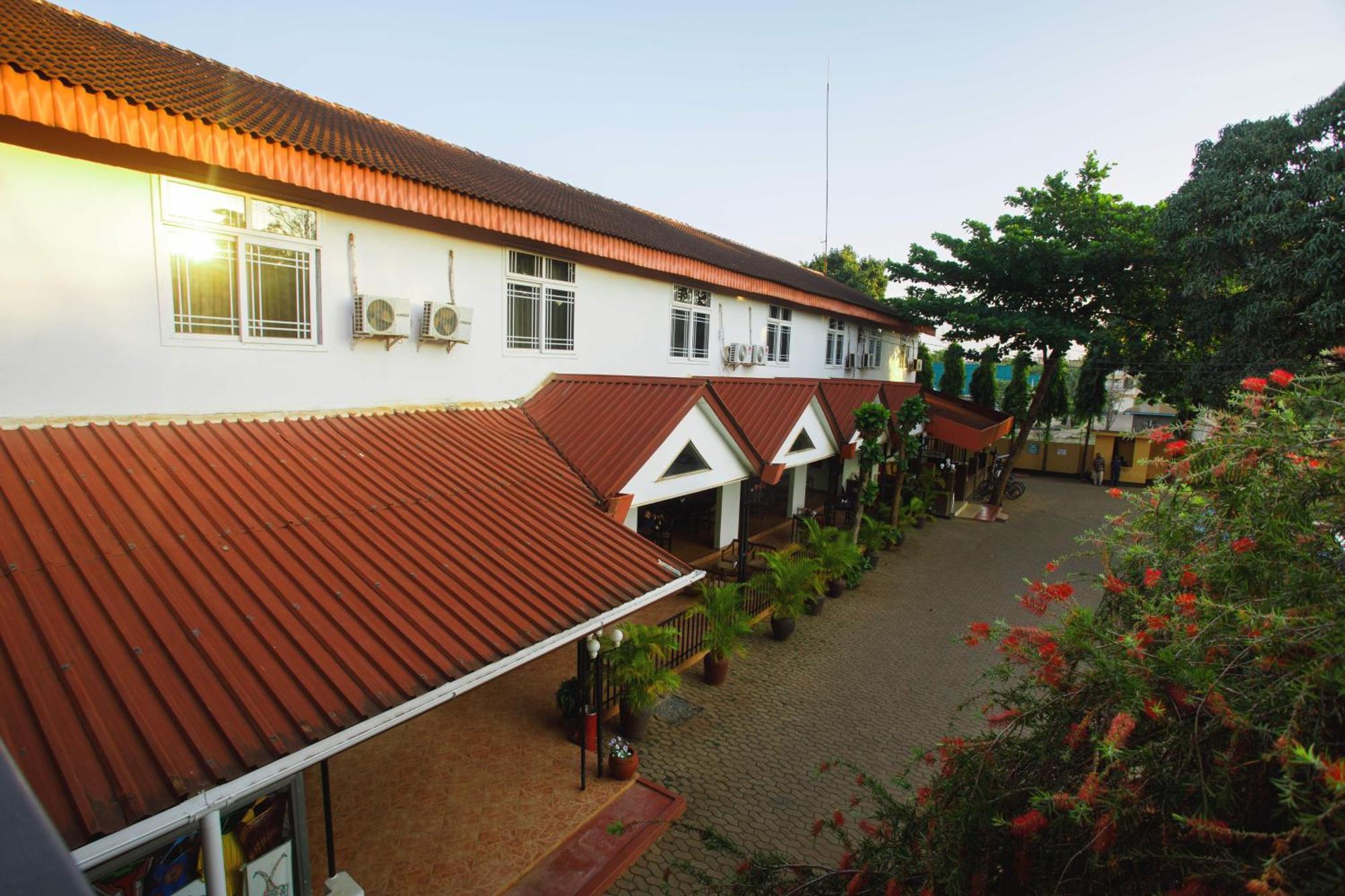 Keys Hotel Μόσι Εξωτερικό φωτογραφία