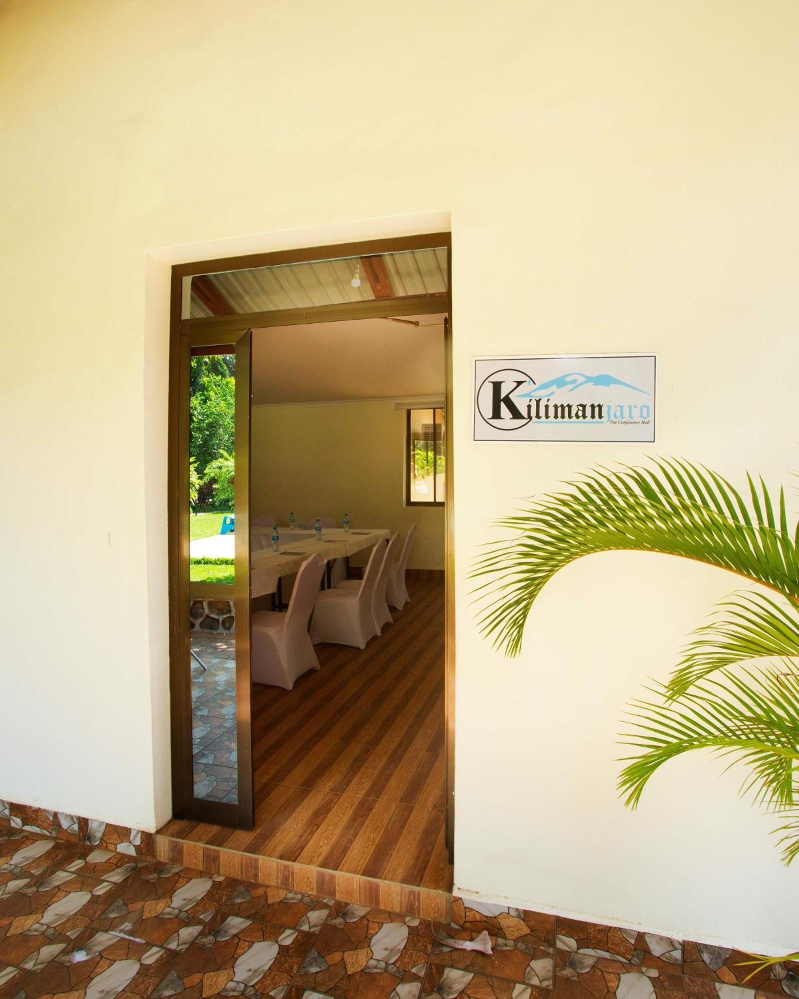 Keys Hotel Μόσι Εξωτερικό φωτογραφία
